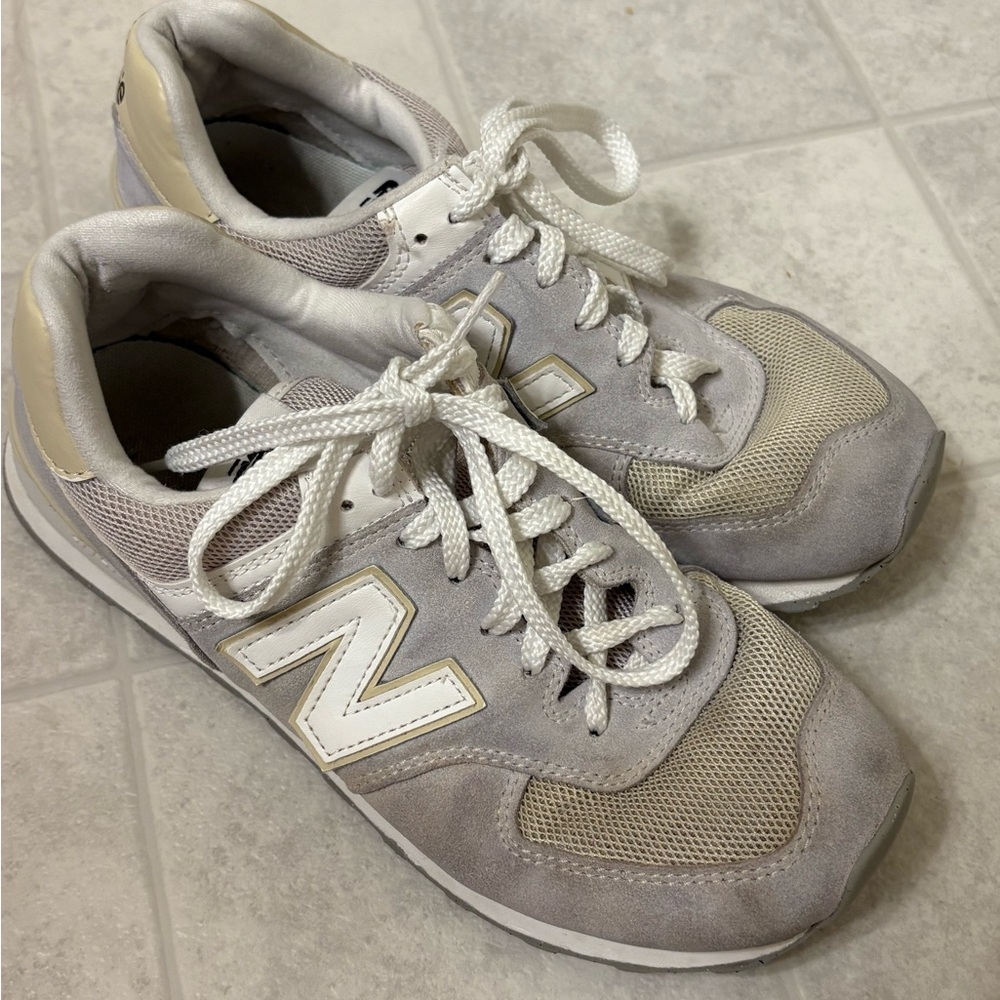 New Balance Gray and Cream Sneakers